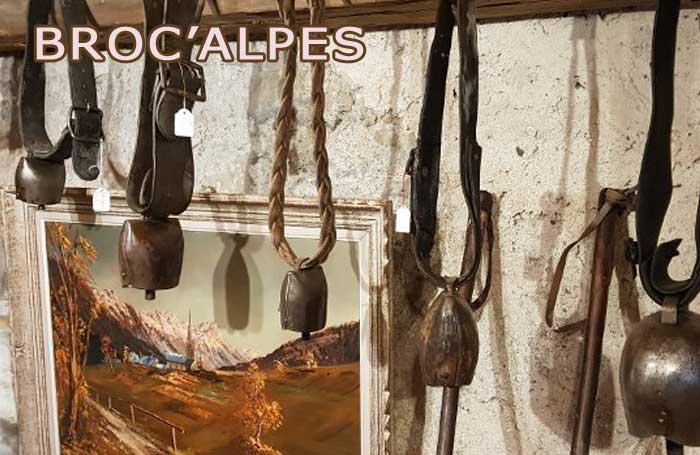 antiquité de Haute Savoie style montagne antiquaire brocante