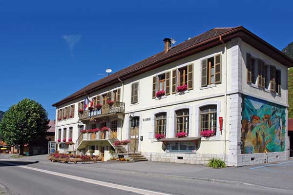 petit village de montagne des Alpes ou il fait bon passer des vacances